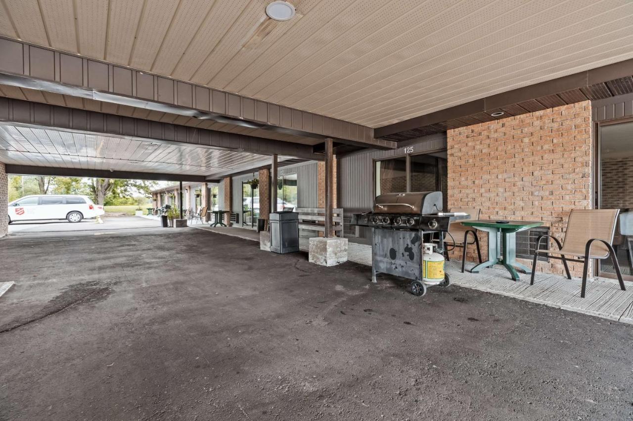 Surestay Hotel By Best Western Kemptville Exterior foto