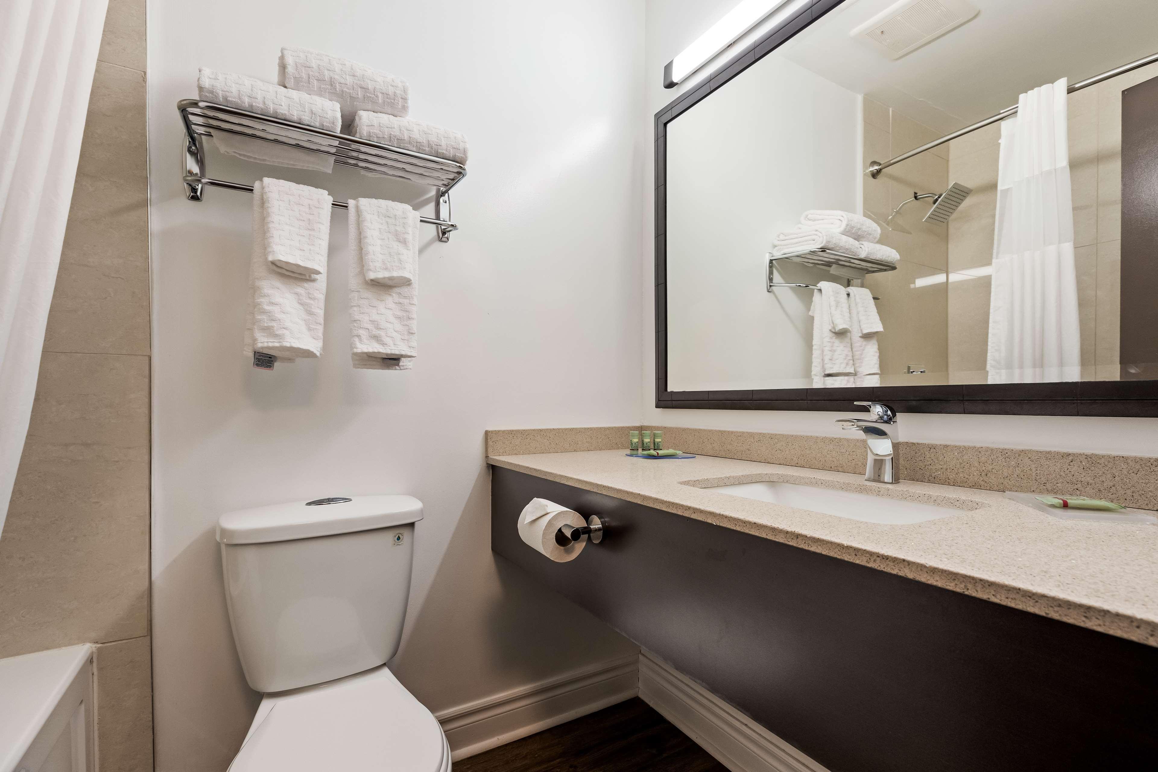 Surestay Hotel By Best Western Kemptville Exterior foto