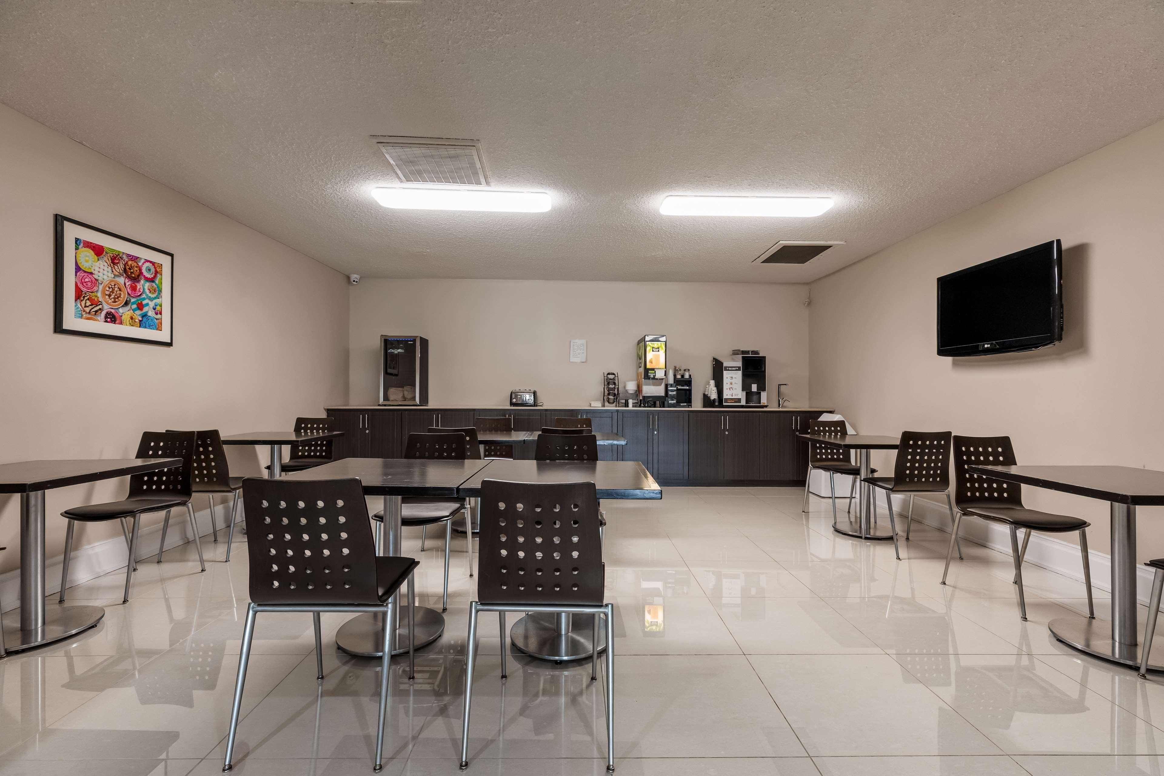 Surestay Hotel By Best Western Kemptville Exterior foto